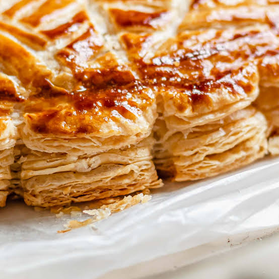 Ready Puff Pastry Dough 1lg Pack (Only For Karachi)